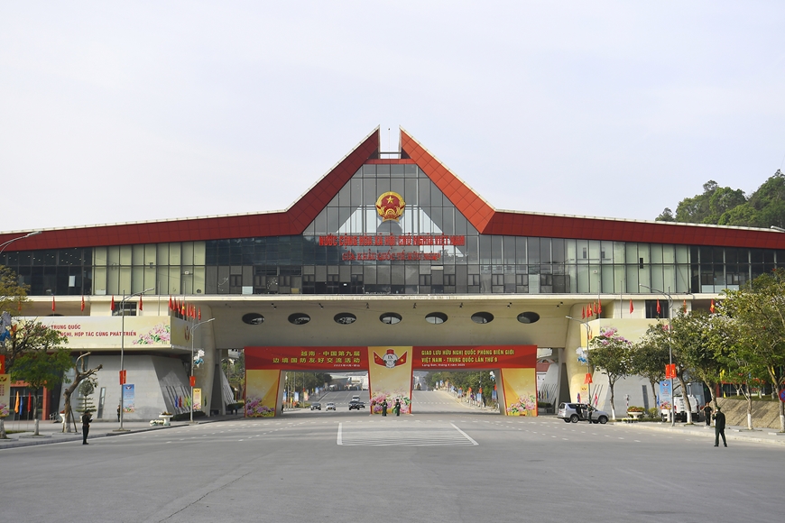 Sẵn sàng góp sức cho thành công của giao lưu biên giới Việt - Trung
