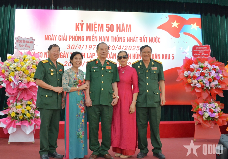 Gặp mặt truyền thống cựu chiến binh Sư đoàn 2, Quân khu 5