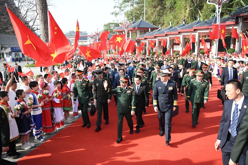 Các hoạt động giao lưu nổi bật của Đại tướng Phan Văn Giang tại Trung Quốc