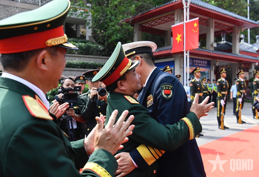 Giao lưu hữu nghị quốc phòng biên giới Việt Nam - Trung Quốc lần thứ 9 thành công tốt đẹp