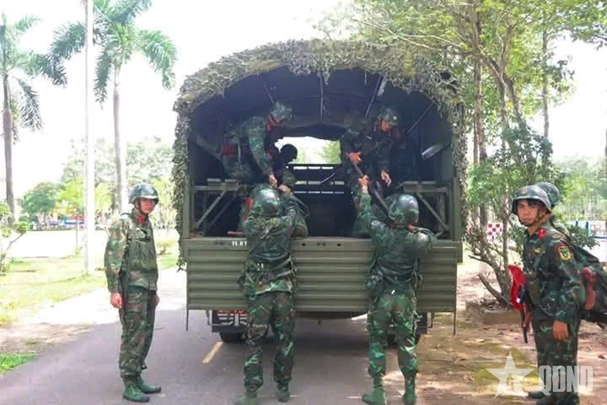 Bộ Quốc phòng kiểm tra sẵn sàng chiến đấu tại Trung đoàn 271, Sư đoàn 5, Quân khu 7