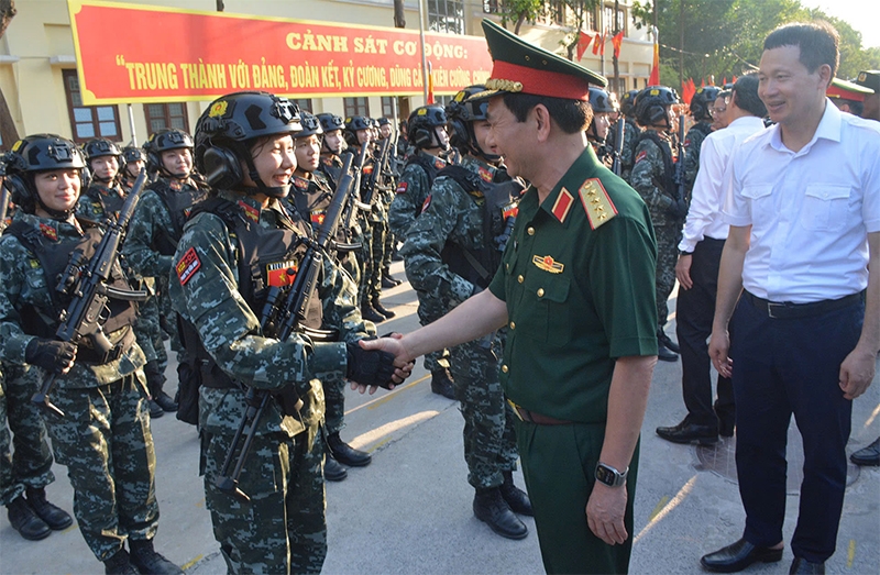 Thủ tướng Phạm Minh Chính động viên các lực lượng tham gia diễu binh, diễu hành