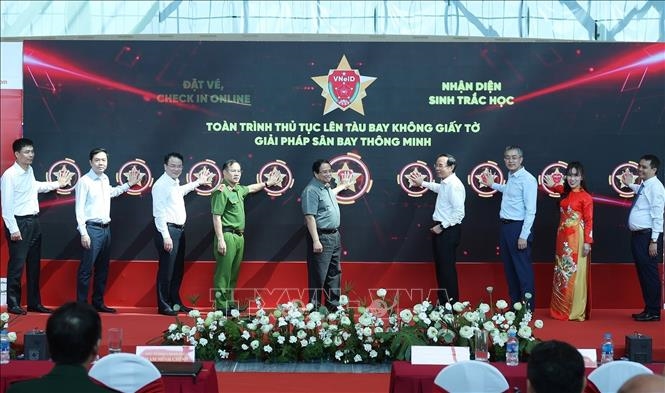 Thủ tướng Phạm Minh Chính dự Lễ công bố triển khai thí điểm nhận diện sinh trắc học tại Cảng hàng không Tân Sơn Nhất