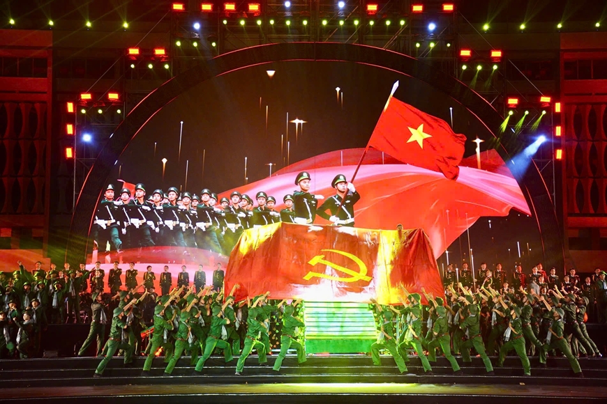 Thượng tướng Trịnh Văn Quyết chủ trì tổng duyệt Chương trình nghệ thuật “Đất nước trọn niềm vui”