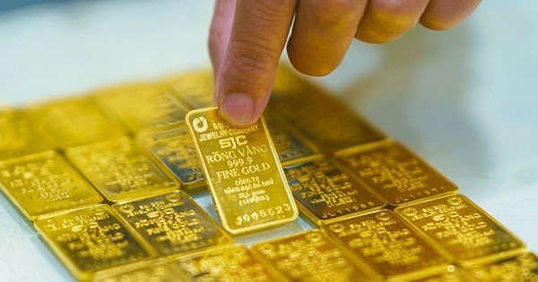 Giá vàng chiều nay (20-4): Giảm mạnh
