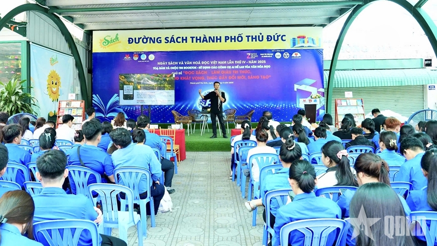 Giới trẻ kể chuyện sách theo cách mới