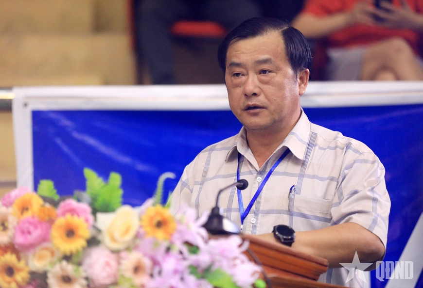 Đồng chí Vừ A Bằng, Phó chủ tịch UBND tỉnh Điện Biên phát biểu khai mạc.