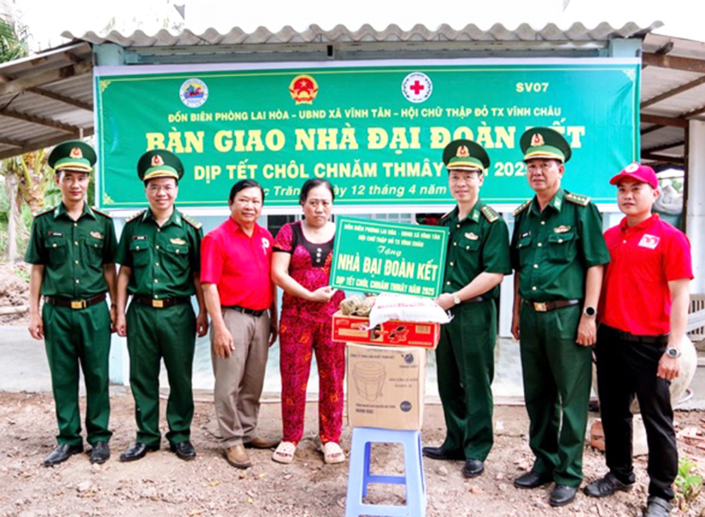 Gieo niềm vui, đem ấm no đến với đồng bào