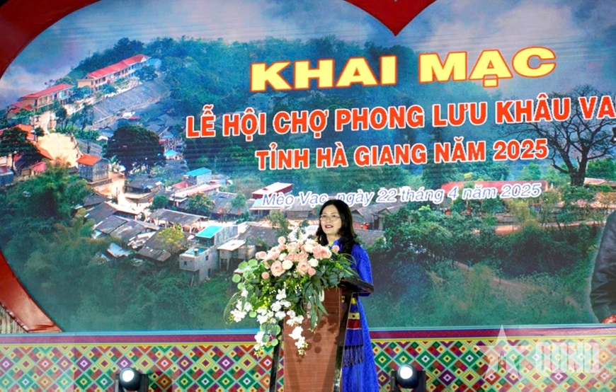 Hà Giang: Khai mạc Lễ hội Chợ Phong Lưu Khâu Vai năm 2025