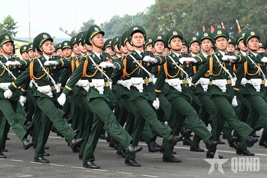 Nhận thức đúng về diễu binh, diễu hành