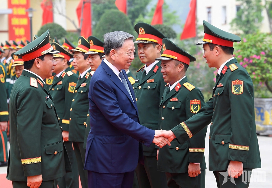 Tổng Bí thư Tô Lâm thăm và làm việc với Binh chủng Tăng thiết giáp