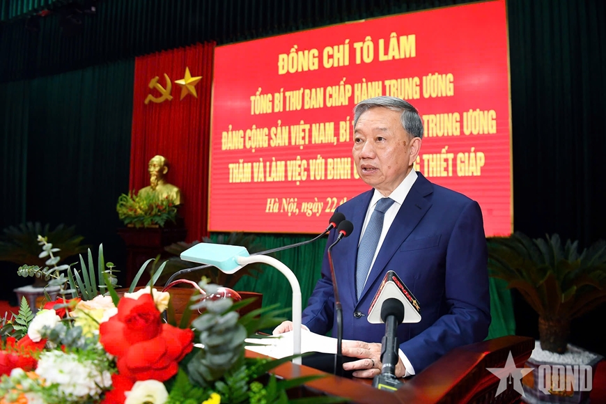 Tổng Bí thư Tô Lâm thăm và làm việc với Binh chủng Tăng thiết giáp
