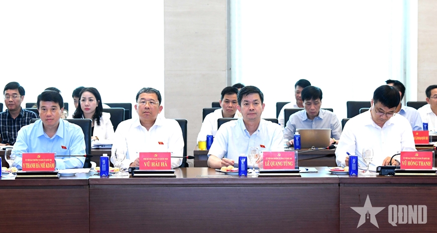 Hội nghị Ban Thường vụ Đảng ủy Quốc hội với Ban Thường vụ Đảng ủy Chính phủ về Kỳ họp thứ chín, Quốc hội Khóa XV