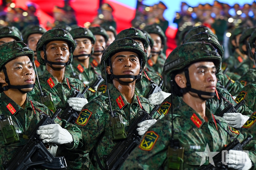 Thượng tướng Nguyễn Văn Nghĩa chủ trì tổng hợp luyện lần thứ tư các lực lượng diễu binh, diễu hành