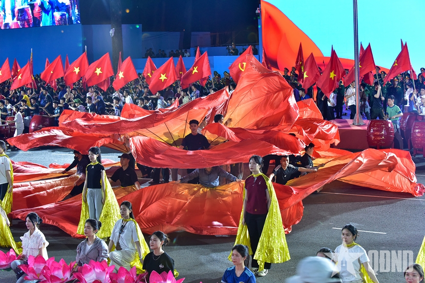 Thượng tướng Nguyễn Văn Nghĩa chủ trì tổng hợp luyện lần thứ tư các lực lượng diễu binh, diễu hành