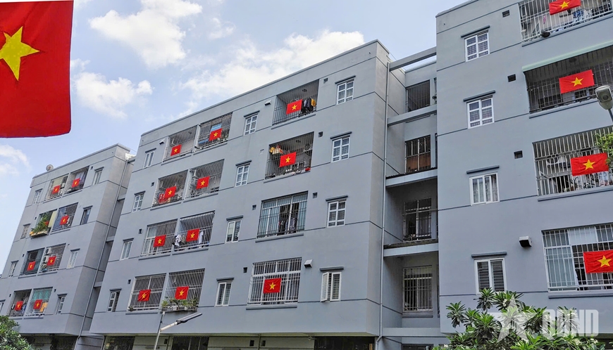 TP Hồ Chí Minh rực rỡ cờ Tổ quốc