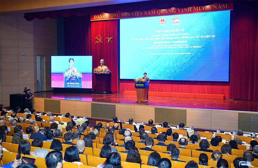 Hội thảo quốc tế "50 năm thống nhất đất nước: Vai trò kiến tạo hòa bình của ngoại giao trong lịch sử và hiện tại"