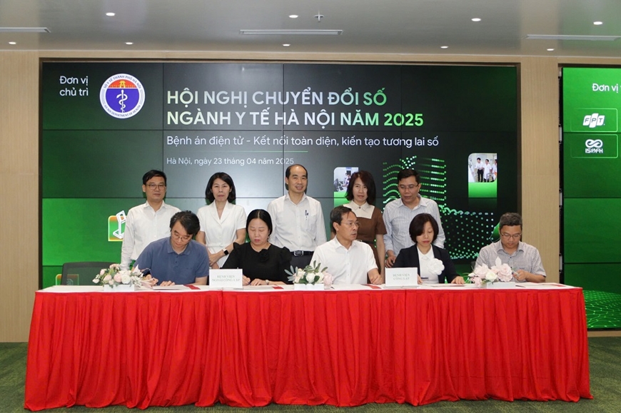 Y tế Hà Nội: Cam kết triển khai bệnh án điện tử trước ngày 30-9-2025