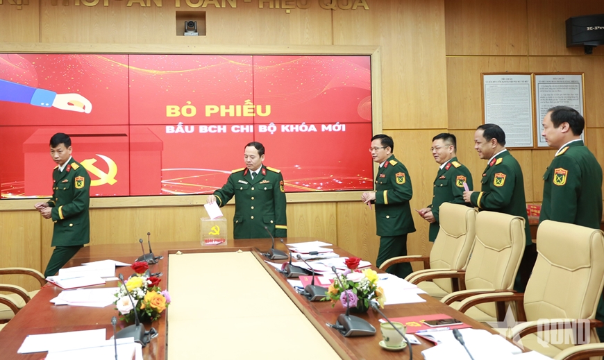  Quang cảnh đại hội.
