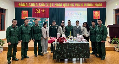 Quân khu 2: Kết thân đồng đội cùng chiến sĩ mới