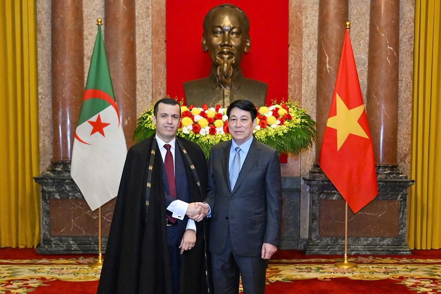 Chủ tịch nước Lương Cường tiếp Đại sứ các nước trình Quốc thư, nhận nhiệm vụ tại Việt Nam
