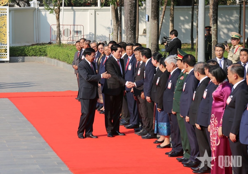 Lễ đón chính thức Chủ tịch nước Lương Cường thăm cấp Nhà nước tới Lào