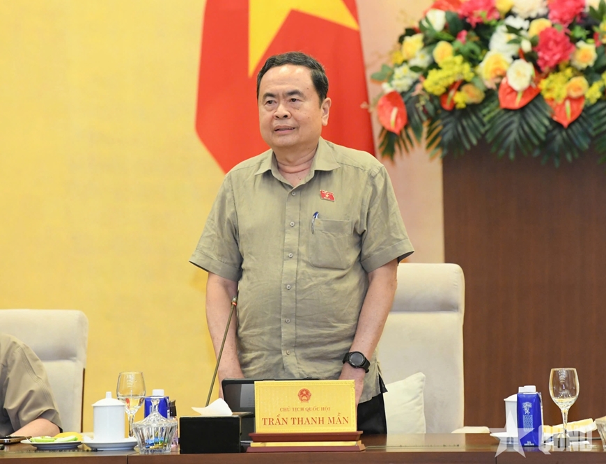 Chủ tịch Quốc hội Trần Thanh Mẫn cho ý kiến về ứng dụng chuyển đổi số của Quốc hội