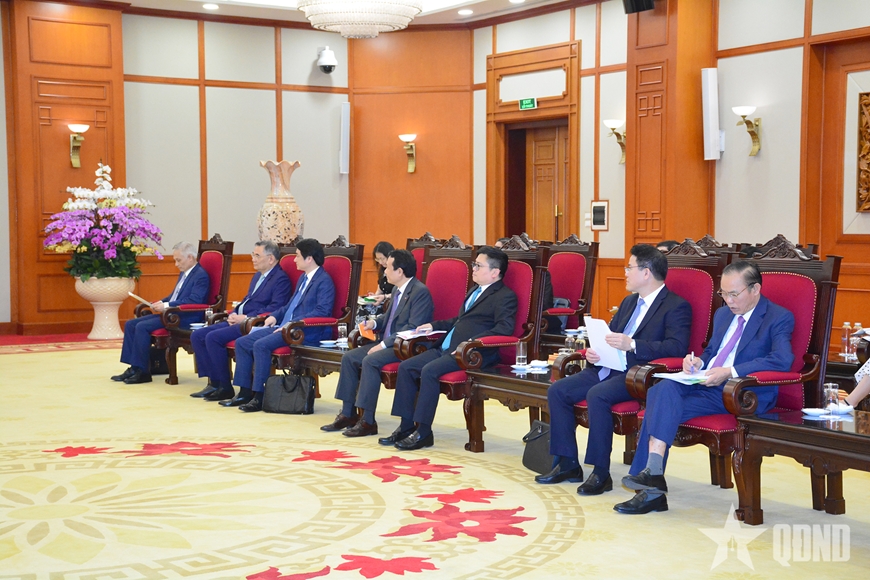 Tổng Bí thư Tô Lâm tiếp Đại sứ Liên minh châu Âu Julien Guerrier
