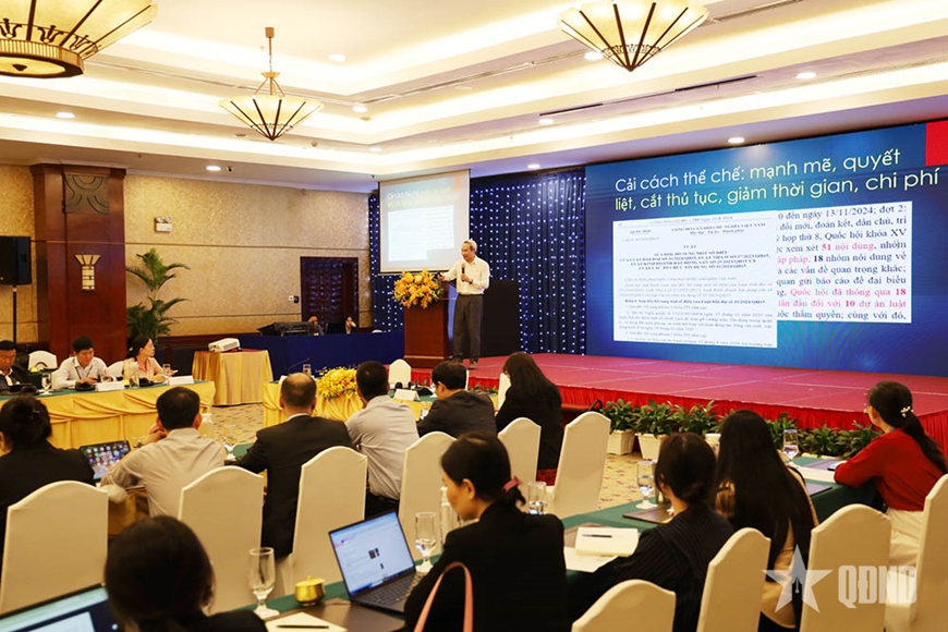 Quang cảnh buổi hội thảo. 