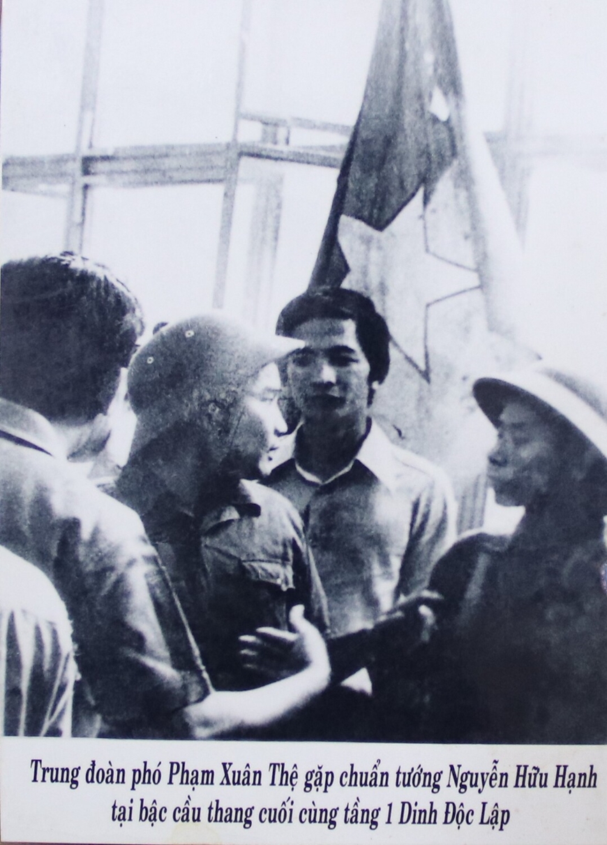 Đại tá Phùng Bá Đam và ký ức tổng thống Dương Văn Minh tuyên bố đầu hàng
