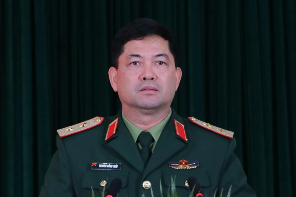 Thủ tướng bổ nhiệm lãnh đạo Bộ Quốc phòng và Trợ lý Phó thủ tướng Chính phủ