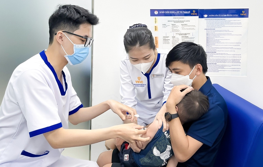 Hà Nội triển khai chiến dịch tiêm chủng vaccine phòng, chống dịch sởi đợt 3