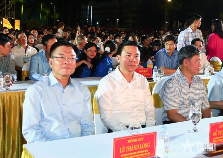 Thanh Hóa: Khai mạc Lễ hội du lịch biển Sầm Sơn năm 2025
