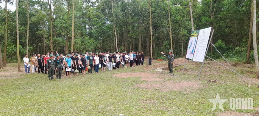Quán triệt nội dung chương trình huấn luyện.