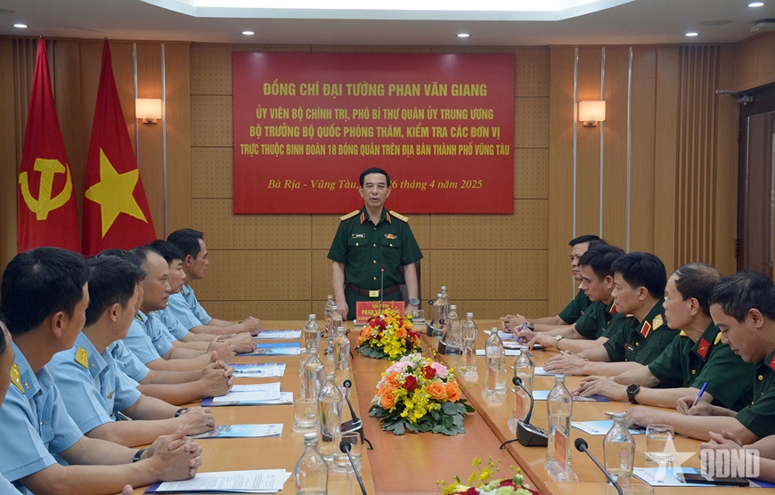 Đại tướng Phan Văn Giang thăm, kiểm tra một số đơn vị phía Nam