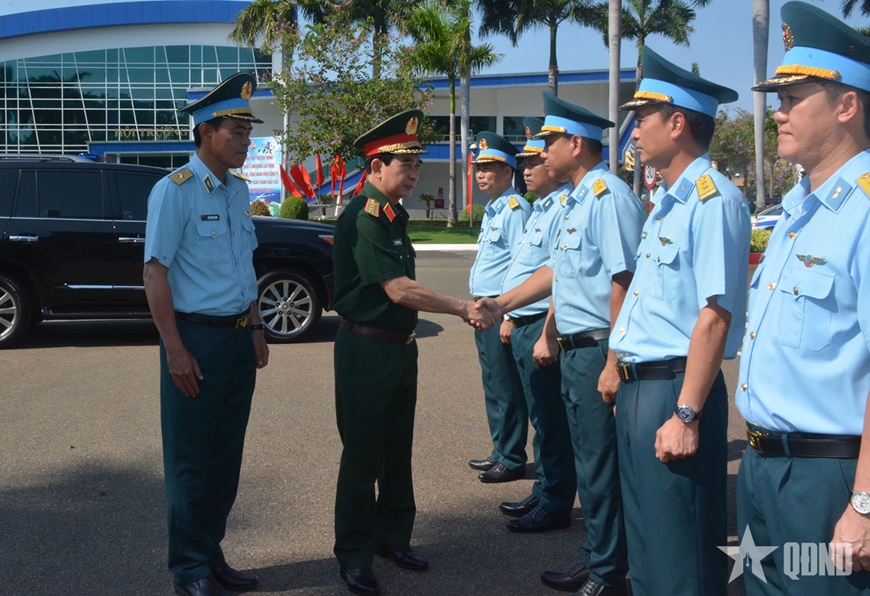 Đại tướng Phan Văn Giang thăm, kiểm tra một số đơn vị phía Nam