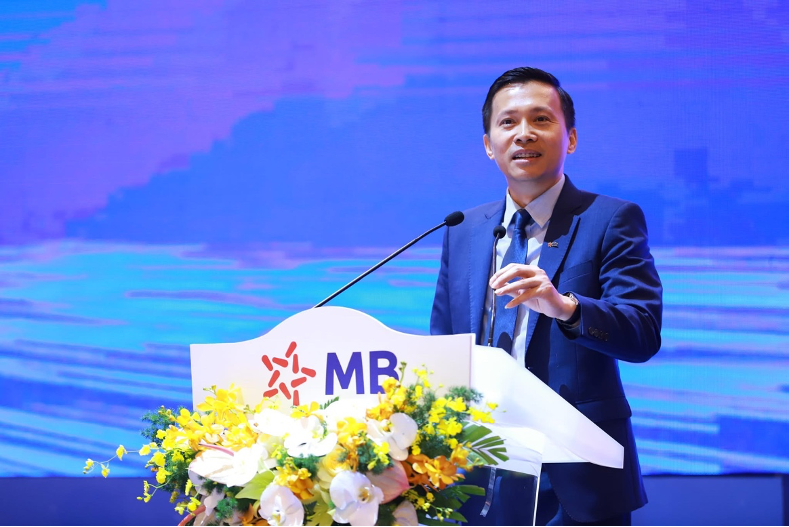 MB គឺស្ថិតនៅក្នុងក្រុមធនាគារដែលមានប្រាក់ចំណេញច្រើនបំផុតនៅក្នុងប្រព័ន្ធ។