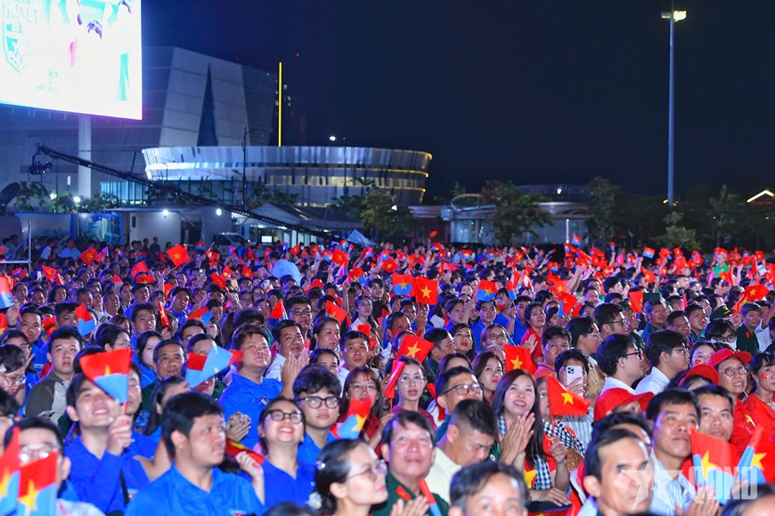 Lãnh đạo Đảng, Nhà nước dự Cầu truyền hình kỷ niệm 50 năm Ngày Giải phóng miền Nam, thống nhất đất nước