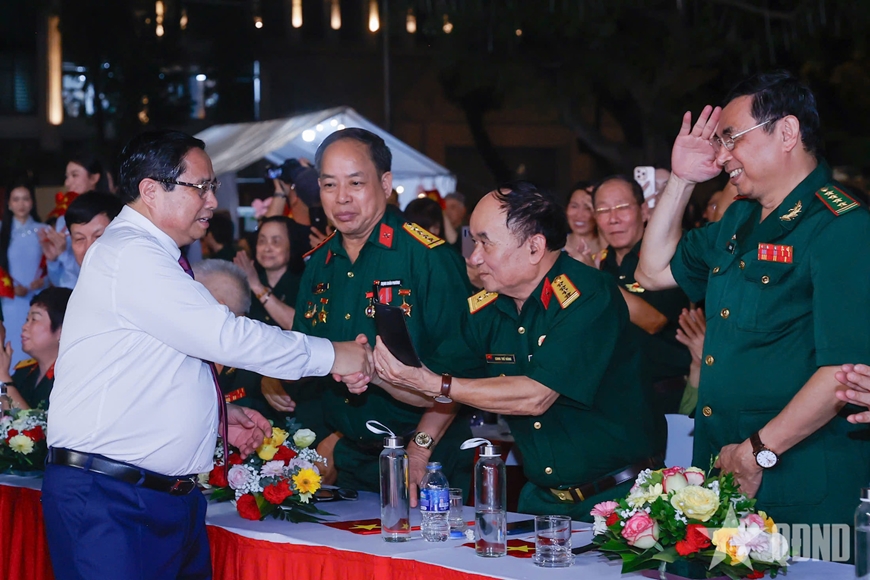Lãnh đạo Đảng, Nhà nước dự Cầu truyền hình kỷ niệm 50 năm Ngày Giải phóng miền Nam, thống nhất đất nước
