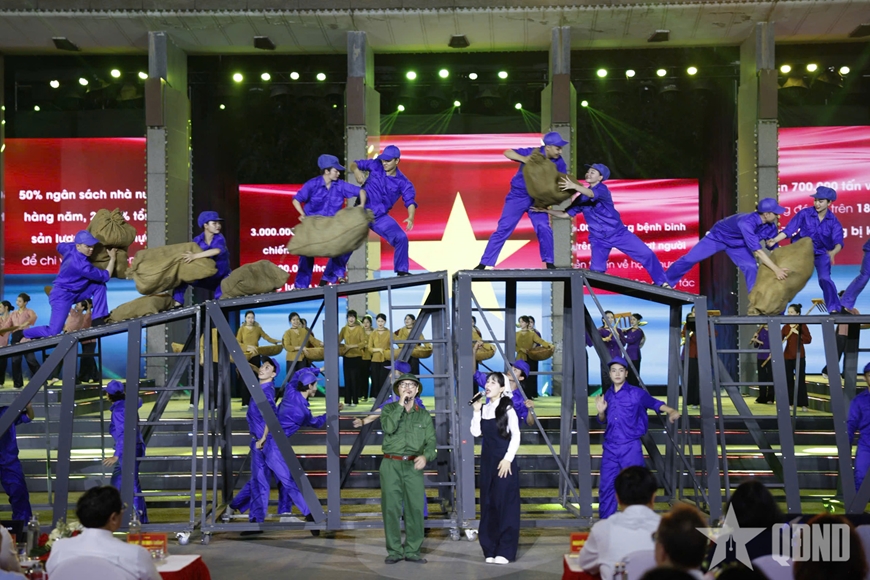 Lãnh đạo Đảng, Nhà nước dự Cầu truyền hình kỷ niệm 50 năm Ngày Giải phóng miền Nam, thống nhất đất nước
