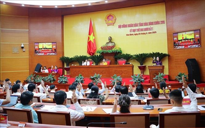 Hội đồng nhân dân tỉnh Hòa Bình thông qua các nghị quyết về sắp xếp tỉnh, xã