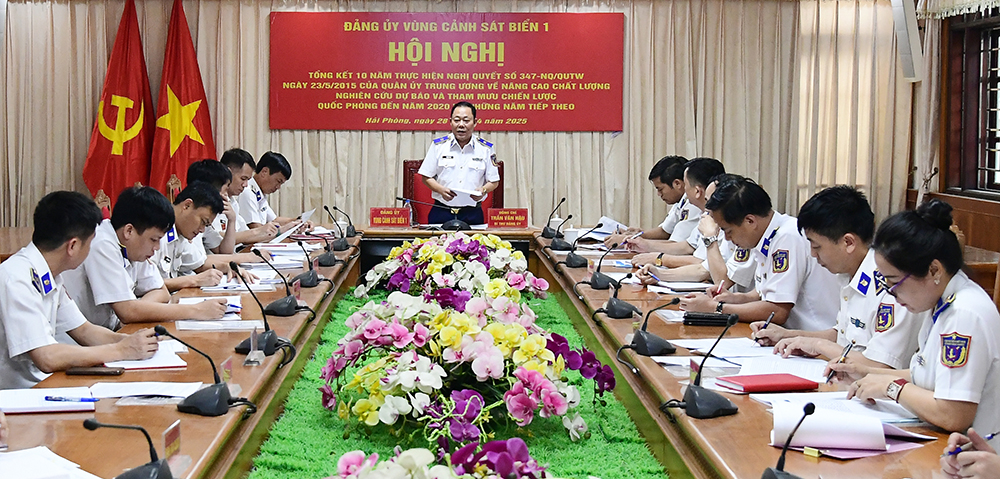 Không ngừng nâng cao chất lượng nghiên cứu, dự báo và tham mưu chiến lược ​quốc phòng