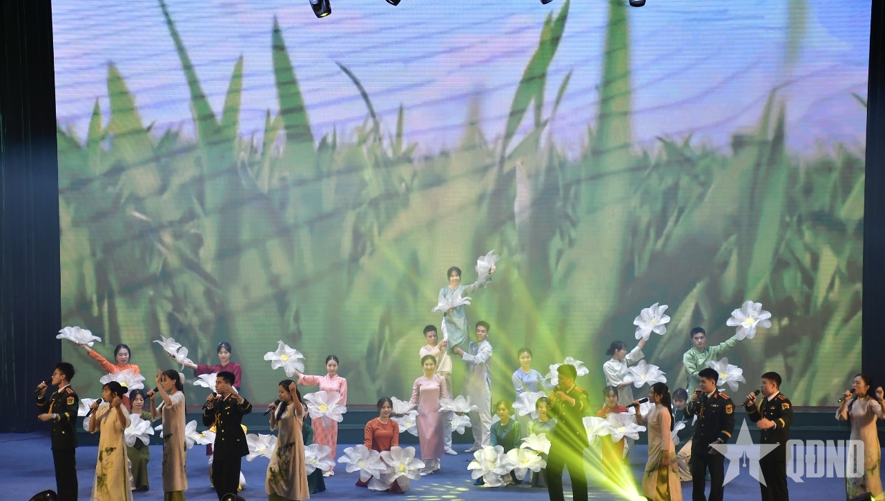 Đặc sắc chương trình nghệ thuật “Vang mãi bản hùng ca toàn thắng”