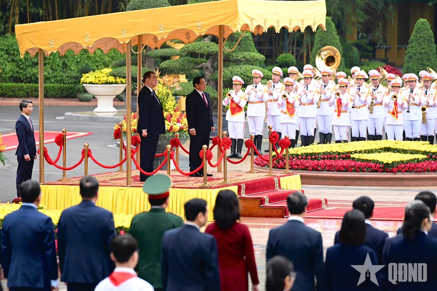 Thủ tướng Phạm Minh Chính chủ trì lễ đón Thủ tướng Nhật Bản Ishiba Shigeru