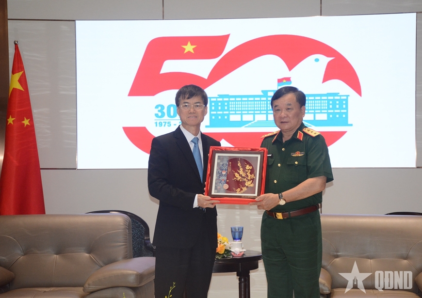 Thượng tướng Hoàng Xuân Chiến tiếp Bộ trưởng Bộ Công tác về quân nhân xuất ngũ Trung Quốc