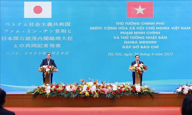 Thủ tướng Nhật Bản Ishiba Shigeru kết thúc tốt đẹp chuyến thăm chính thức Việt Nam