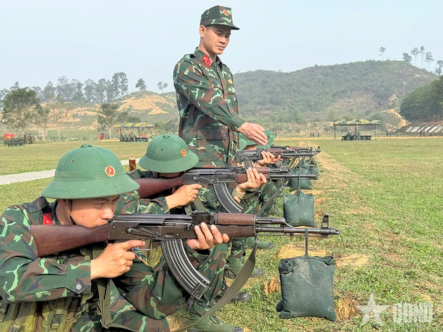 Trung đoàn 98 phát huy sáng kiến vào huấn luyện chiến sĩ mới