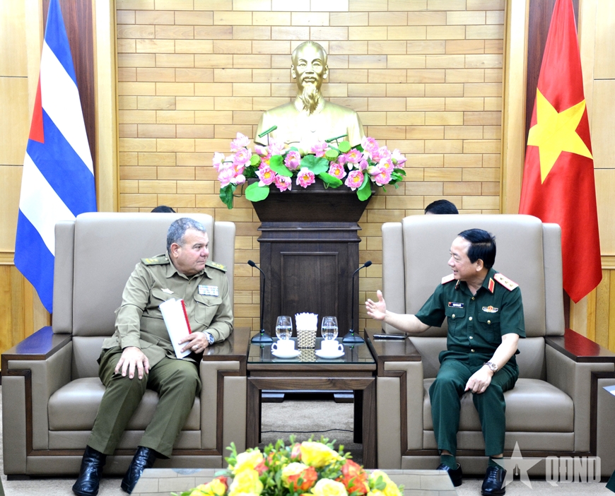 Thượng tướng Trịnh Văn Quyết hội kiến Chủ nhiệm Chính trị các Lực lượng vũ trang cách mạng Cuba