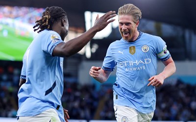 Tin thể thao (3-5): Man City thắng chật vật, thượng tầng MU biến động