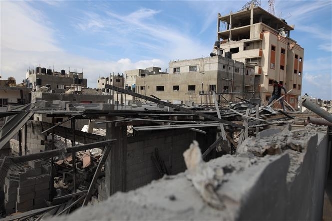 Hiểm họa bom chưa nổ ở dải Gaza